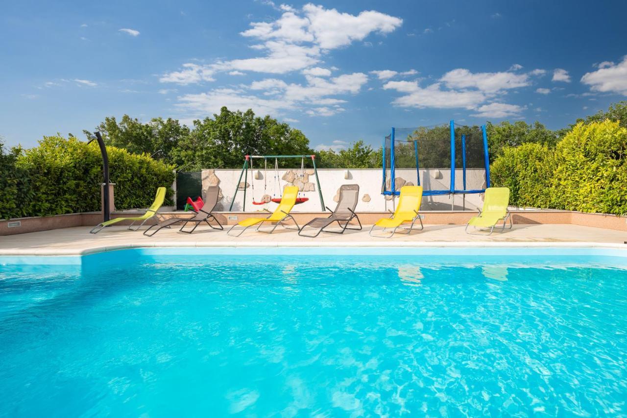 Holiday Residence Maja Katuni Zewnętrze zdjęcie