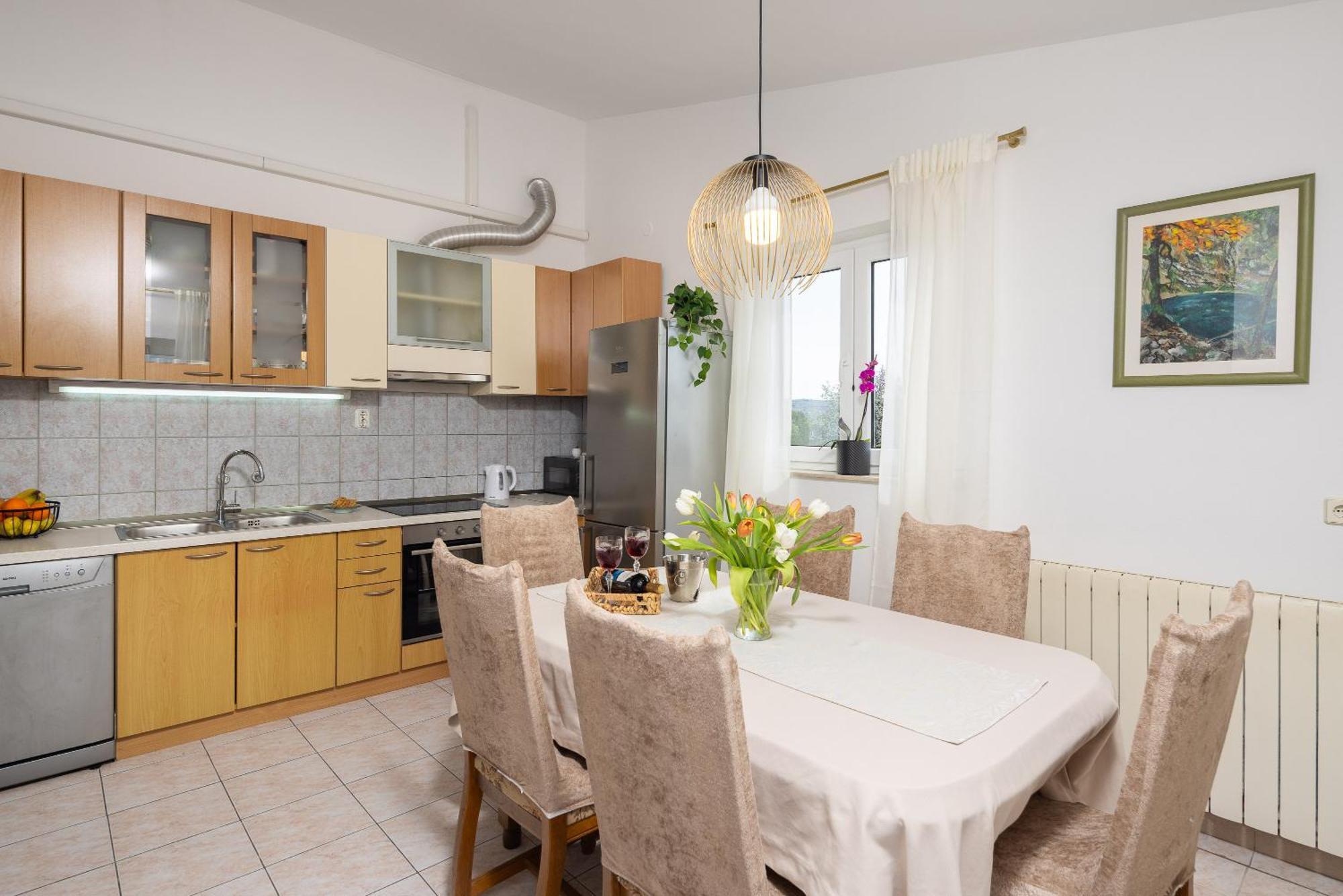 Holiday Residence Maja Katuni Zewnętrze zdjęcie