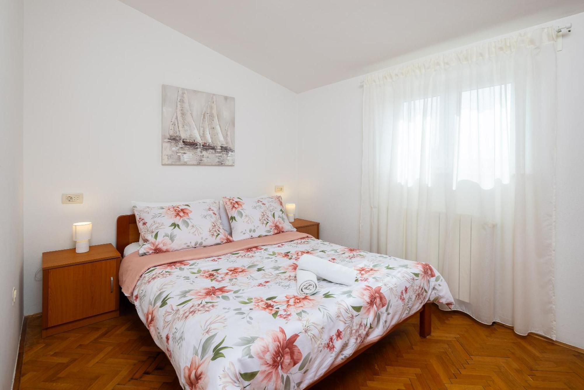 Holiday Residence Maja Katuni Zewnętrze zdjęcie