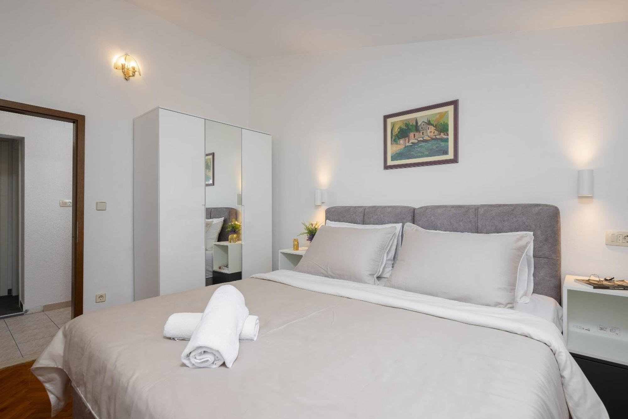 Holiday Residence Maja Katuni Zewnętrze zdjęcie