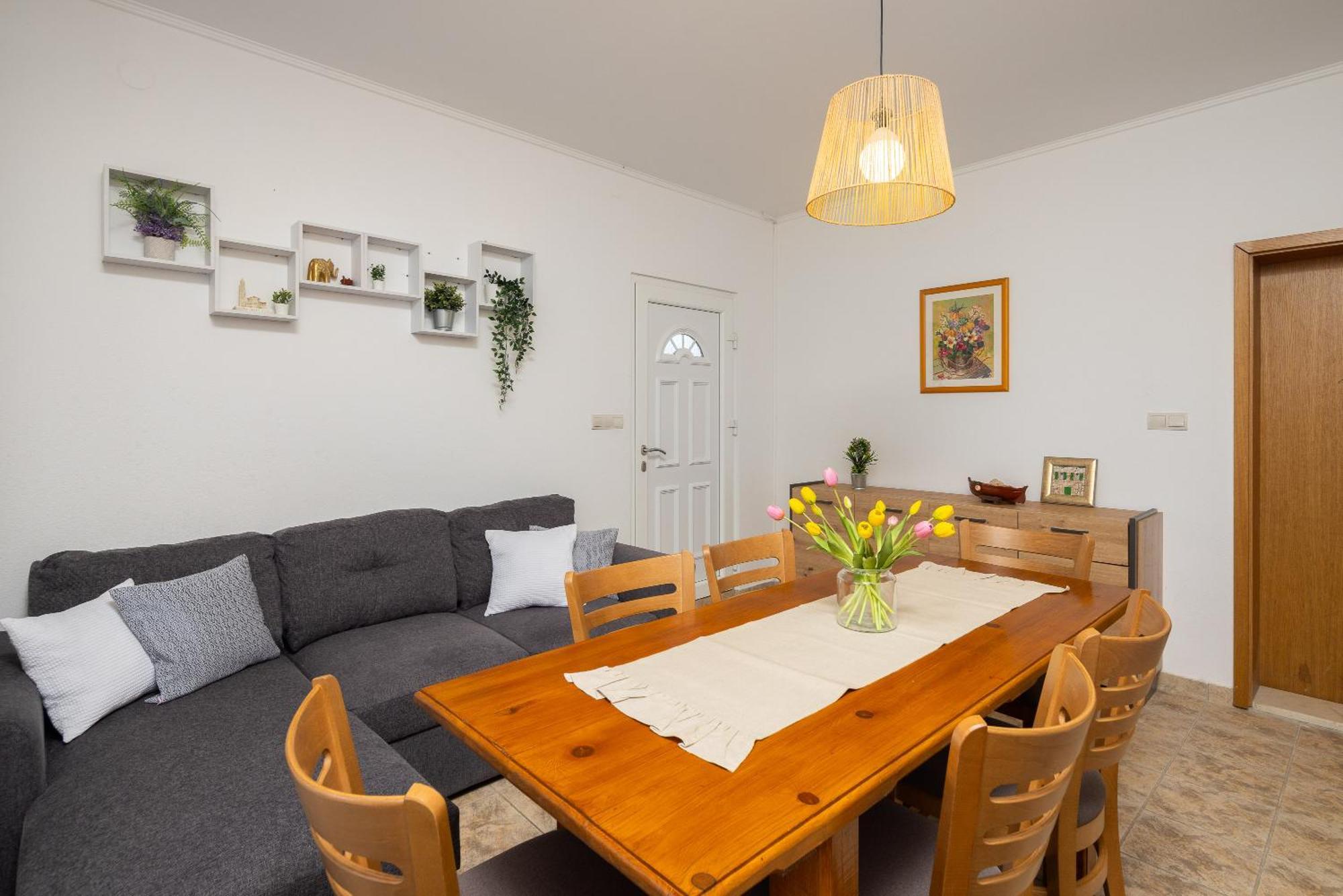 Holiday Residence Maja Katuni Zewnętrze zdjęcie