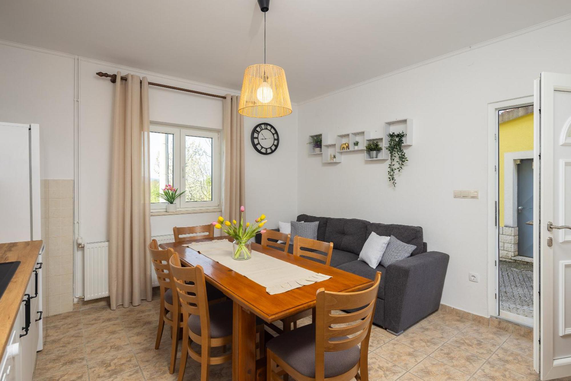 Holiday Residence Maja Katuni Zewnętrze zdjęcie