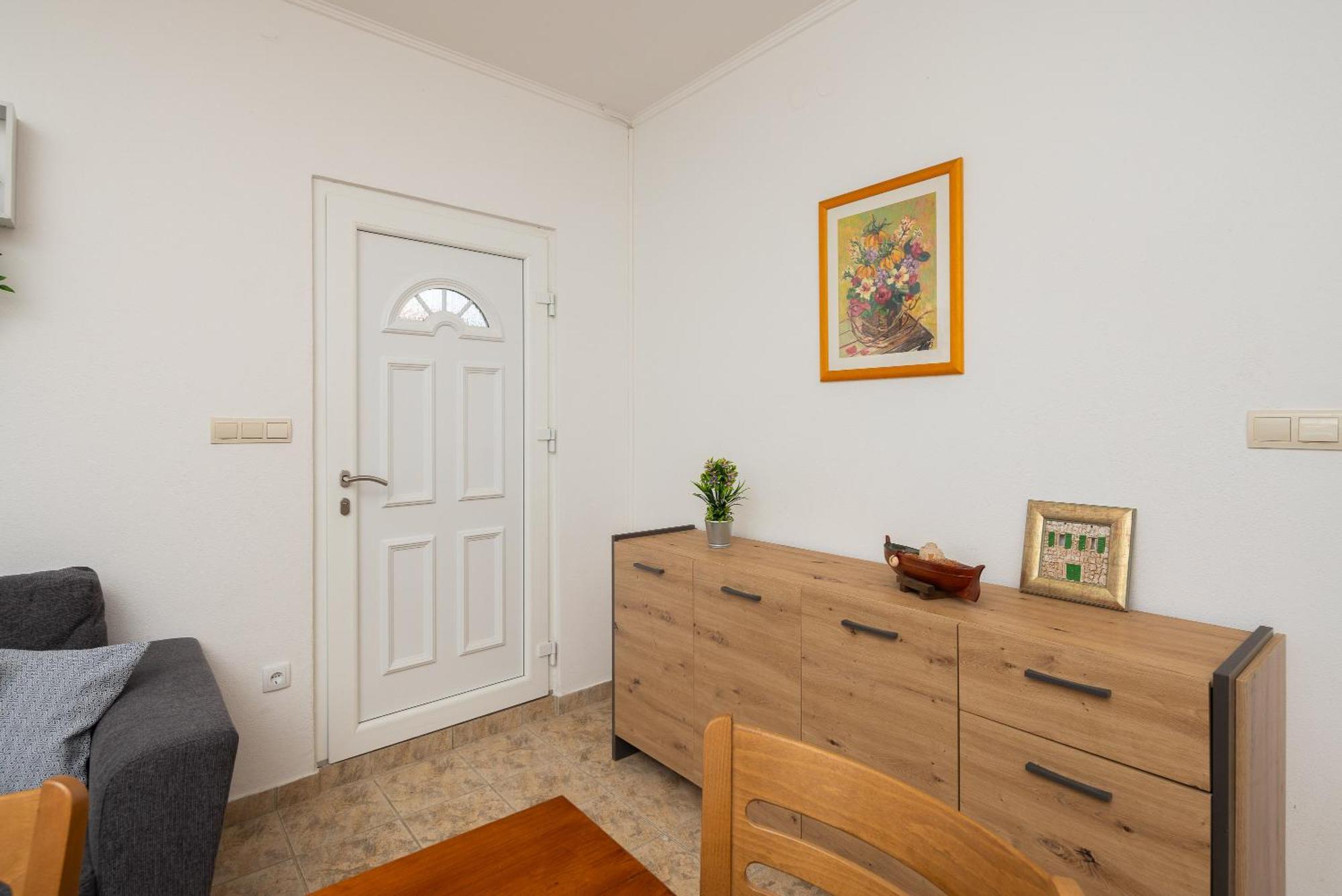 Holiday Residence Maja Katuni Zewnętrze zdjęcie