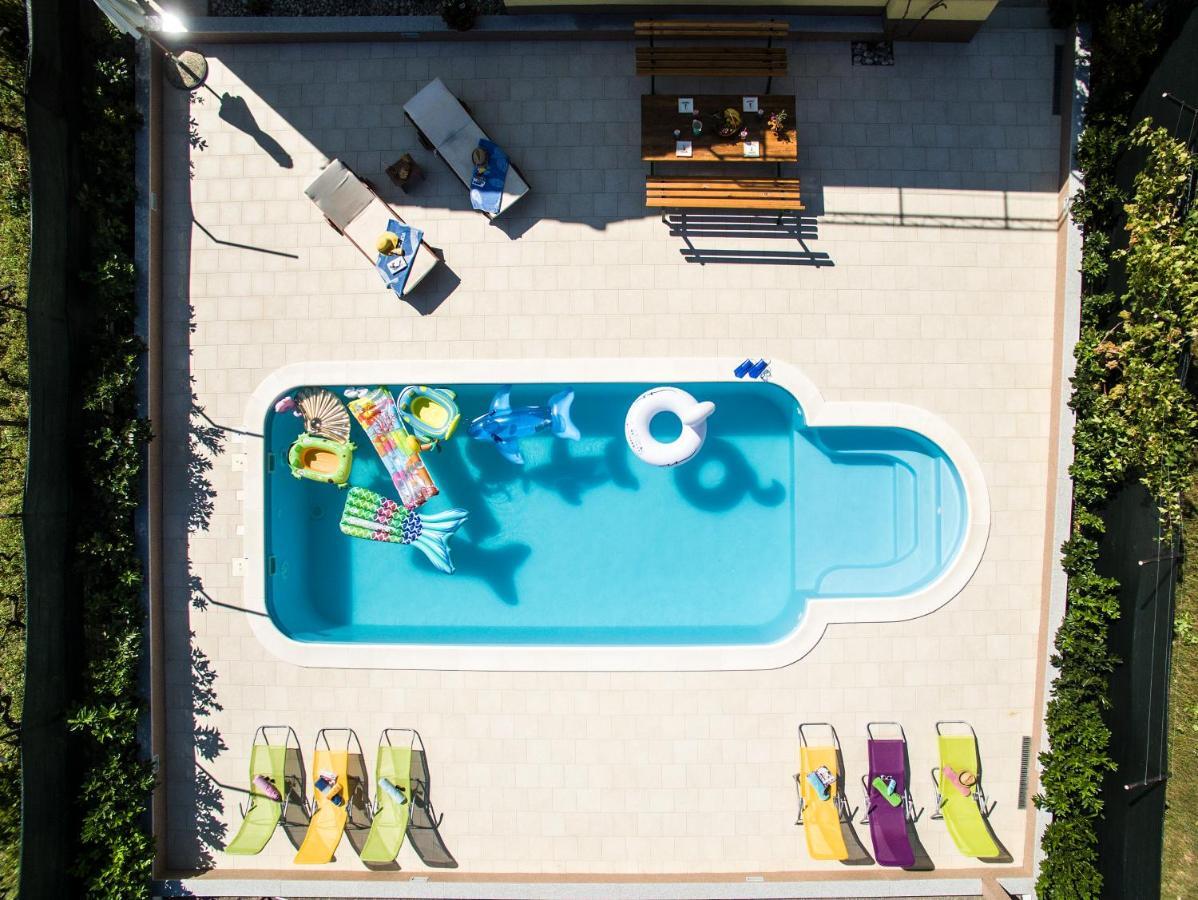 Holiday Residence Maja Katuni Zewnętrze zdjęcie